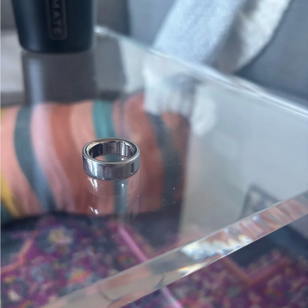 Silver Oura Ring, size 7 - Picture 3 of 4